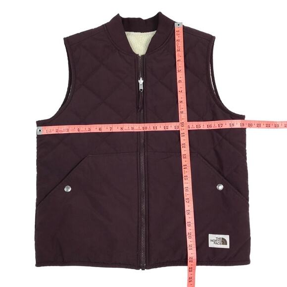 THE NORTH FACE Reversible Sherpa Lined Vest Women M/L Gorpcore Outdoor Everyday - Picture 15 of 16